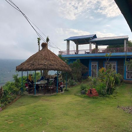 Robins Nest Hotel & Restaurant Deorāli Extérieur photo